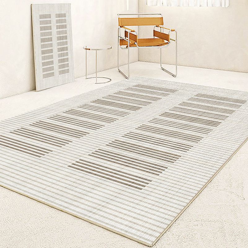 Causal Line Carpet Polyester Beige Carpet Tear Resistant Carpet for Living Room