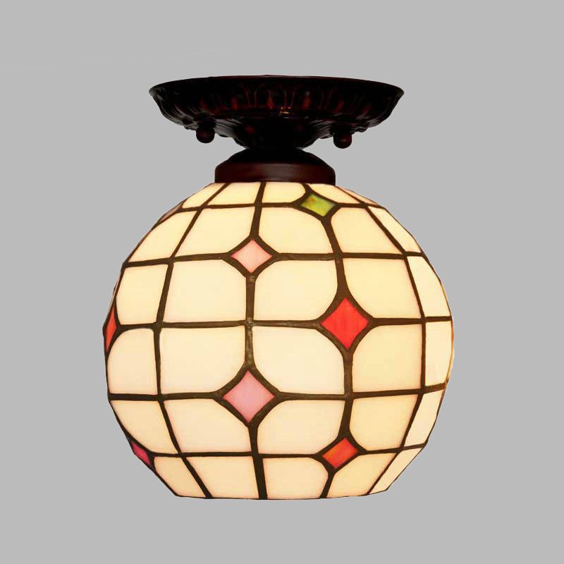 Bell / Globe Flush Fixture de la lumière Tiffany White Grille en verre Cbeille à Beige Single Beige Mount Ceiling Light with Jewels