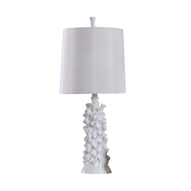 Barrel Shade Night Table Lampe Antiquised 1 Head Tissu Fabric Light en blanc avec base de résine