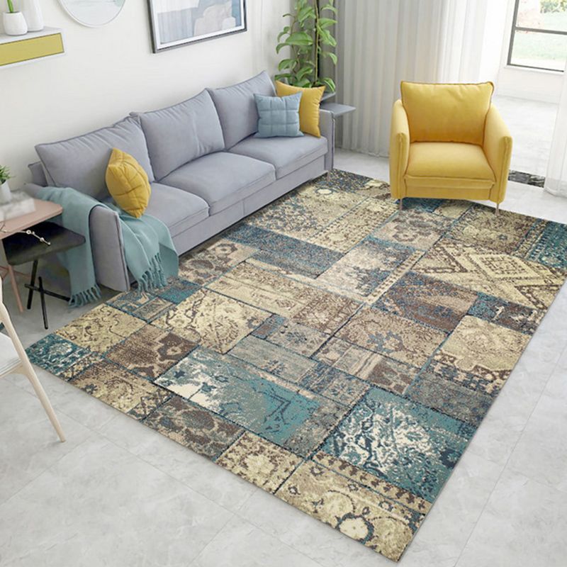 Gray Vintage Rug Polyester Graphic Rug Stain Resistant Rug for Living Room