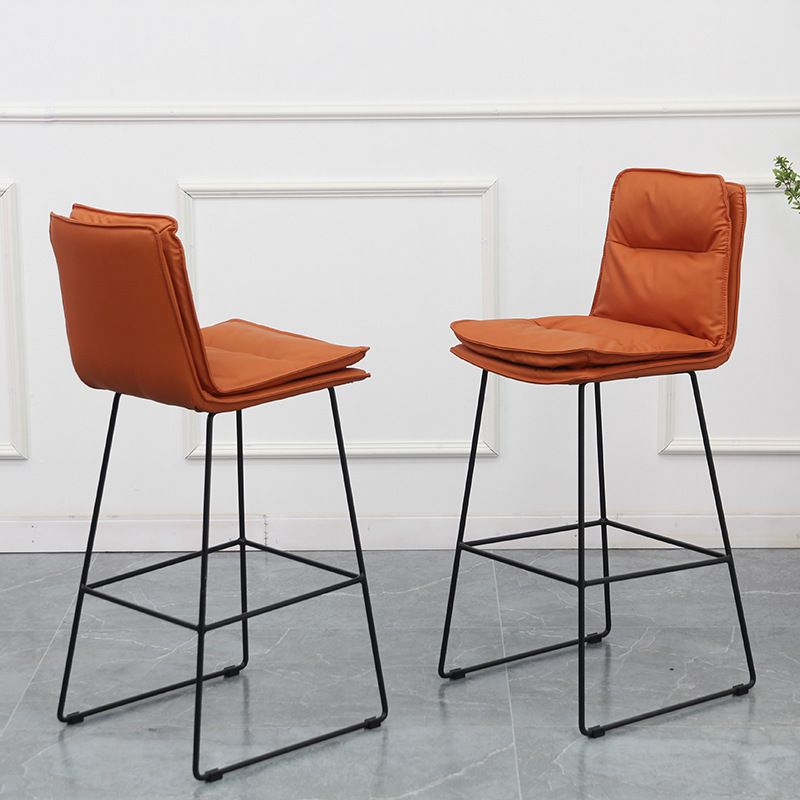 Modern Coffee Shop Footrest Stool Matte Finish Leather Barstool