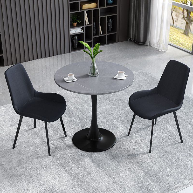 Eenvoudige ronde eettafel van gesinterde stenen tafel met tulponderstel voor eetkamer