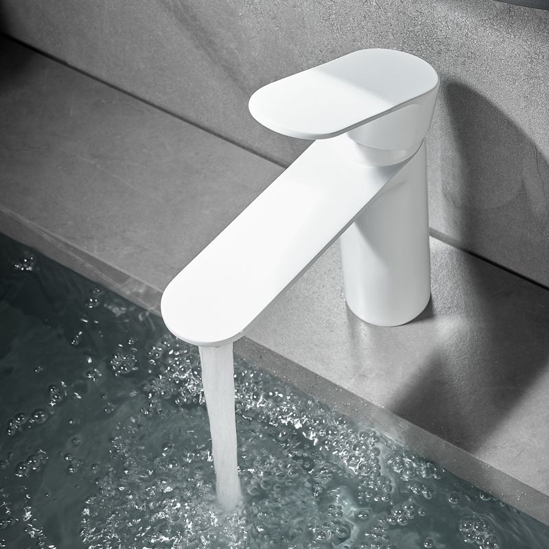 Bathroom Sink Faucet Lever Handle Brass Solid Color Washroom Faucet
