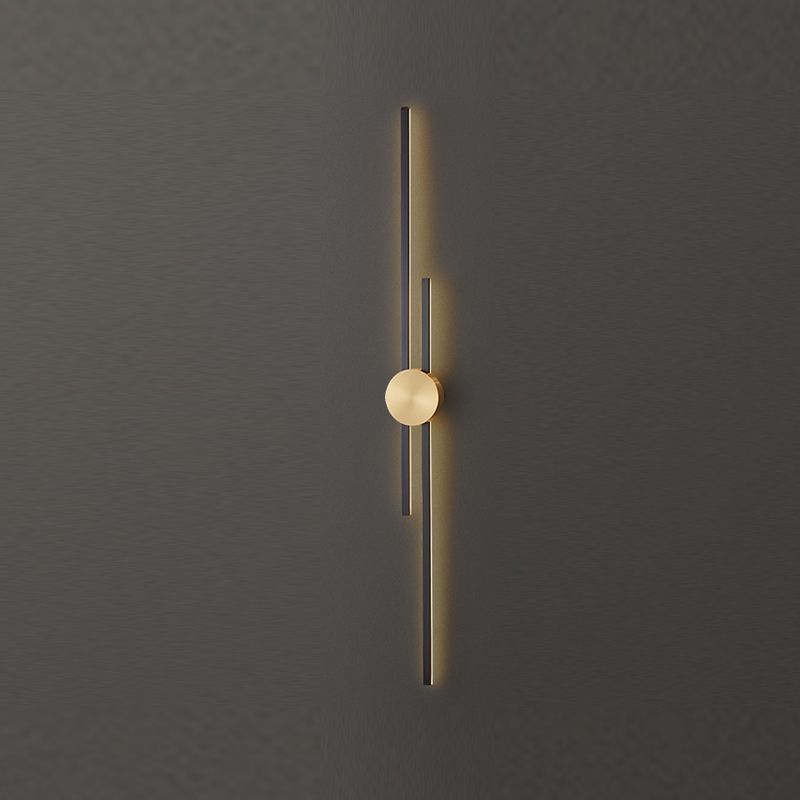 Metal Linear Shape Wall Light Modern Style Multi Lights Wall Mount Light Fixture
