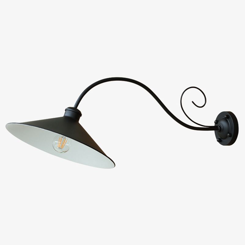 Industrielle Vintage -Wandleuchte -Leuchten im Freien mit Schmiedeeiseisen -Wand montiertes Licht