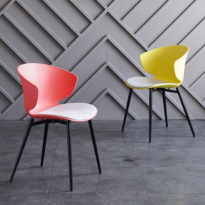 Sillas de comedor de estilo moderno, sillón lateral sin brazos con respaldo lateral de metal para cocina