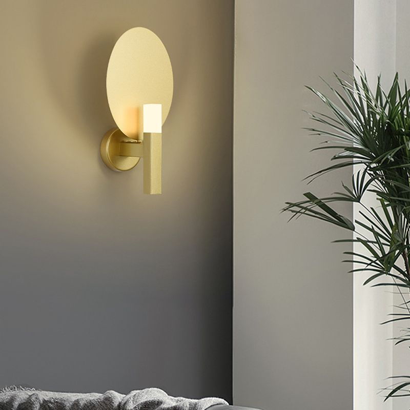 Modernism Single Wall Mounted Sconce Metallic Wall Light in Golden/Black Finish