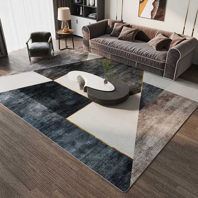 Black Tone Home Decoration Carpet Luxury Triangle Print Area Rug Polyester with Stain Resistant Rug