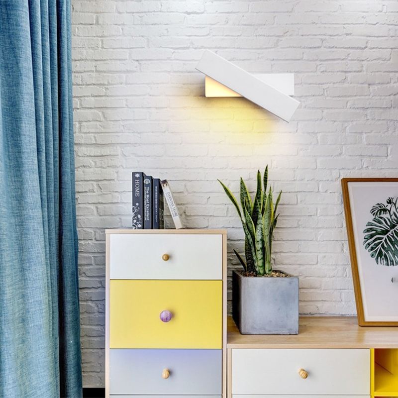 Modern Style Linee Shade Wall Sconce Metal 1 Prononi leggeri Dimming Reading Rotary