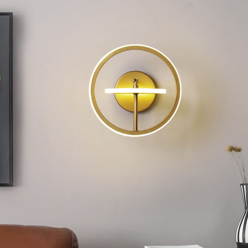 Metal Circle Wall Light Fixture Modernist LED Wall Lighting with Adjustable Arm in Gold, Warm/White Light