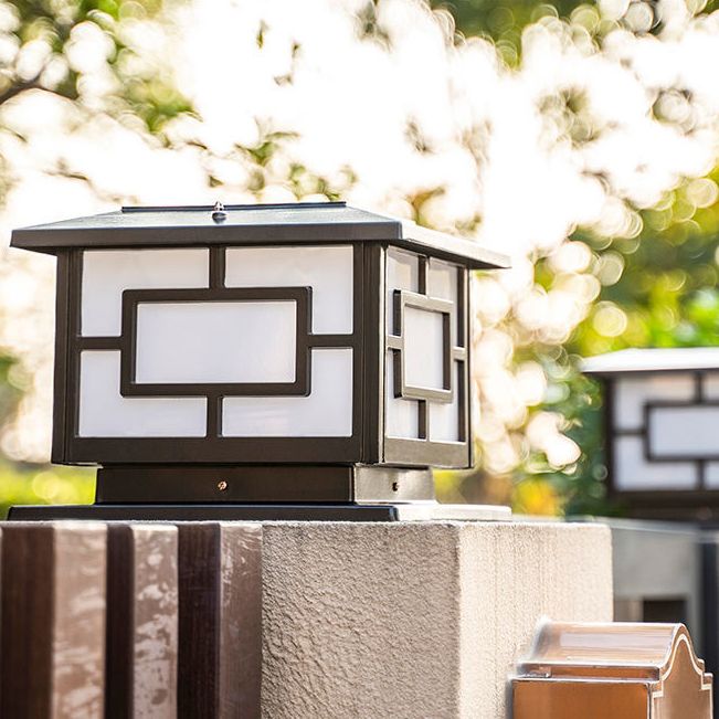Contemporary Pillar Lamp Minimalist Solar Lamp with Acrylic Shade for Backyard