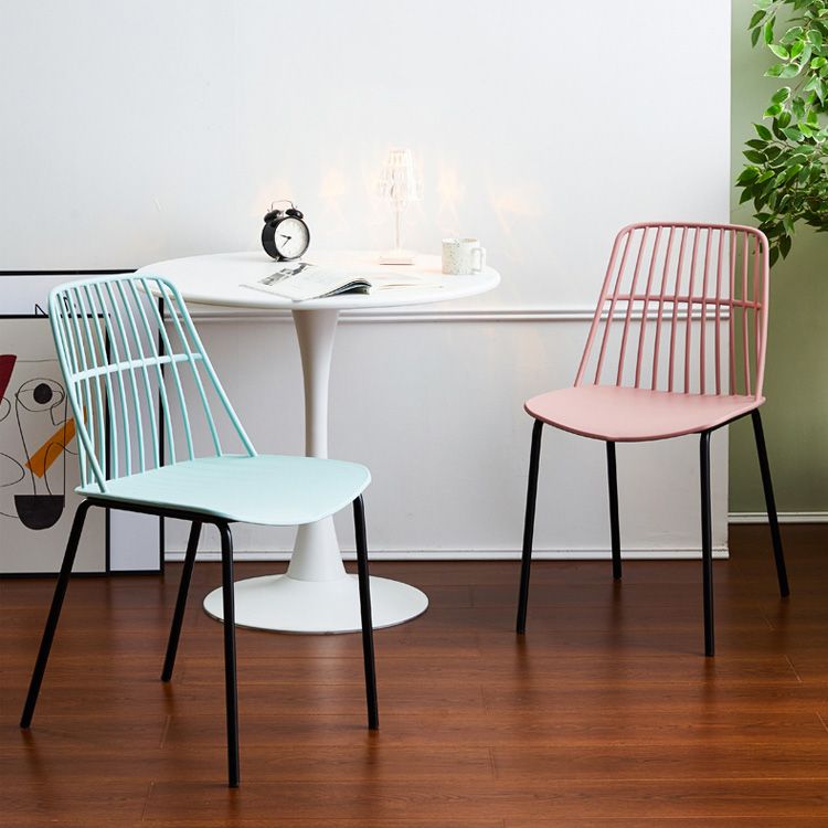 Accueil Salle à manger Chaises sans accoudoirs Chaises d'appoint de salle à manger avec pieds en métal (Ensemble de 4)