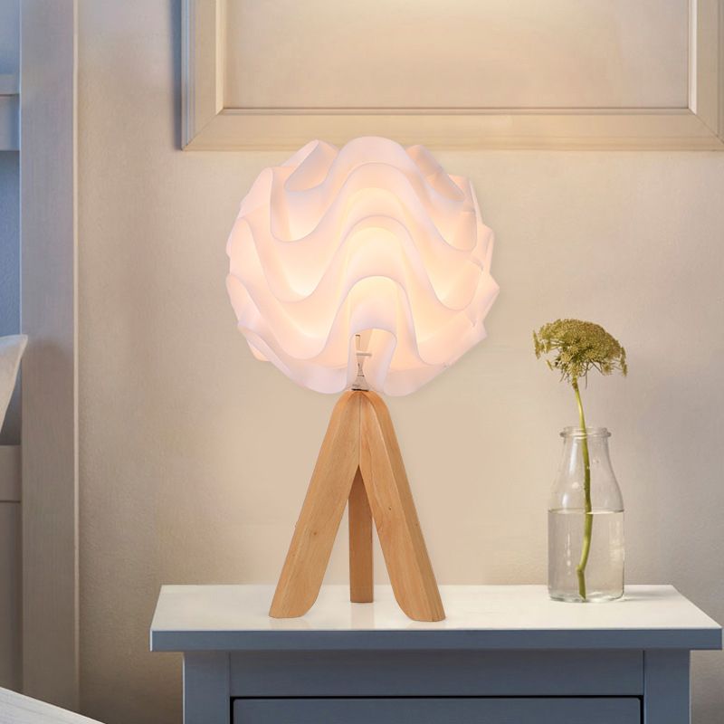 Lámpara de mesa de noche LED acrílica con luz de escritorio moderna en flor en blanco con trípode de madera