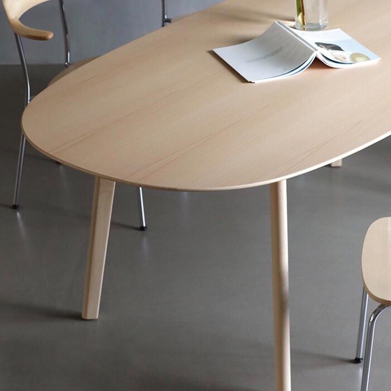 Oval Solid Wood Dining Table Modern Furniture with 4 Legs for Apartment