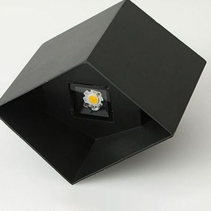 Geometric Shape Wall Lamp Modern Style Metal 2 Lights Wall Lights in White/Black