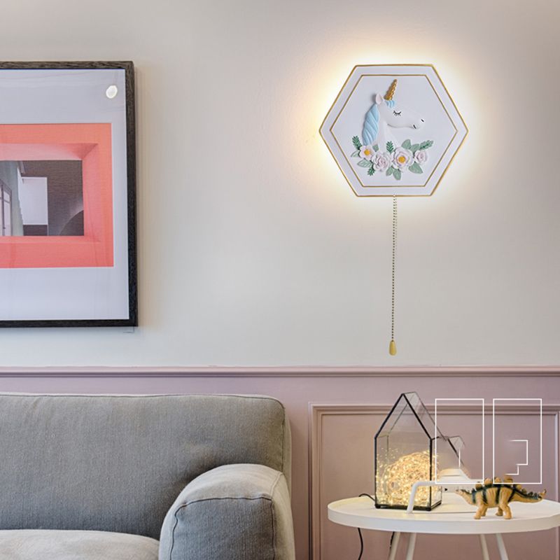 Modern Style Hexagonal Shape Wall Sconce Metal 1 Light Wall Lighting for Bedroom