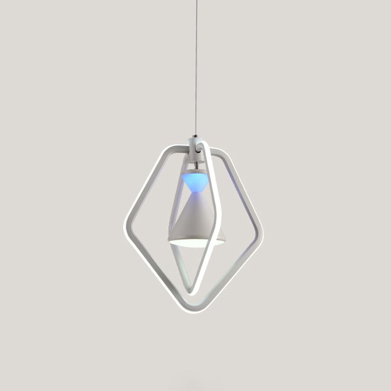 Cadre du pentagone blanc et sablier pendentif moderniste LED acrylique suspendu plafond pour salle à manger