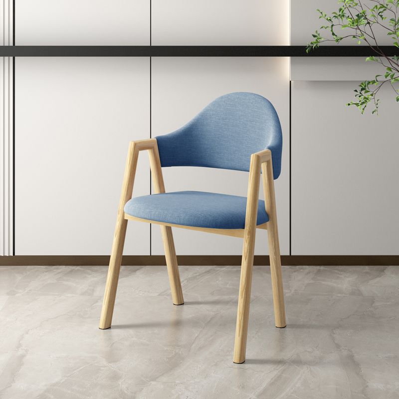 Scandinavian Study Room Metal Arm Chair Colorful Open Dining Chair with Natural Legs
