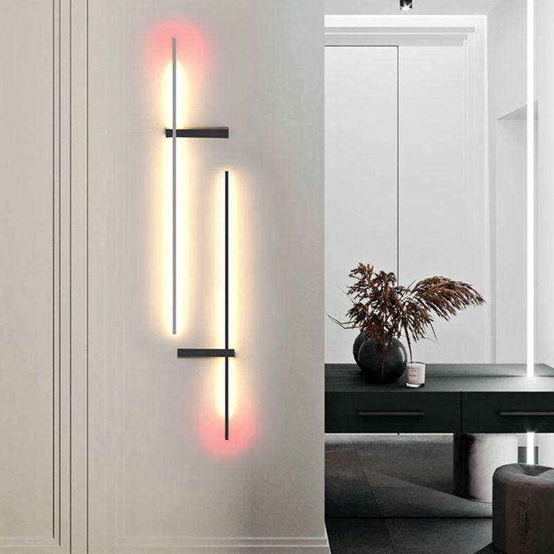 Aluminum Straight Wall Light Nordic Style LED Wall Sconce for Living Room
