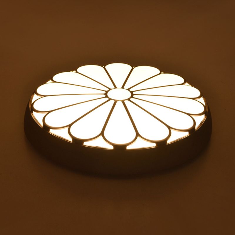 Floral Metal Circular Flush mount Ceiling Lamp Modern Style LED Flush Mount Lighting for Bedroom
