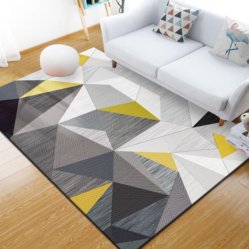 Skandinavischer geometrischer Teppich, mehrfarbiger Polyster-Innenteppich, rutschfeste Rückseite, haustierfreundlicher Teppich zur Dekoration