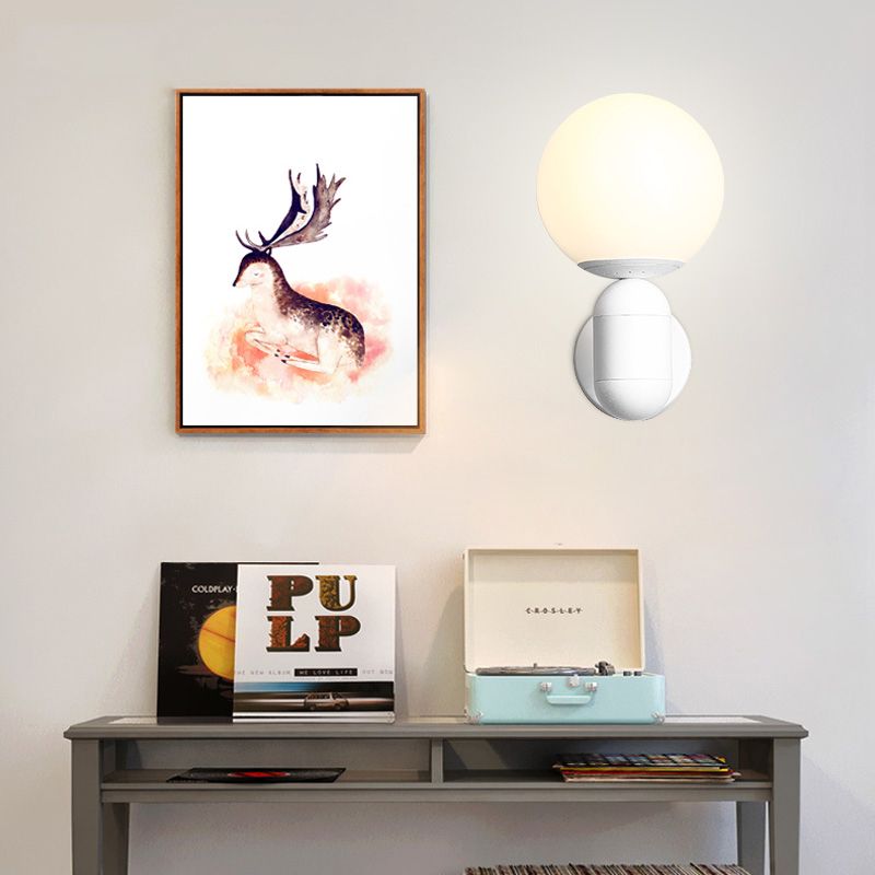 Metalen capsule SCONCE LICHT MET GLOBE TADE HALLWAY FOYER 1 Lichte macaron -stijl wandlamp