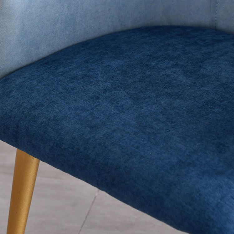 Sillas de comedor sin brazos contemporáneas de metal Silla mate Parsons de tela para Brasserie