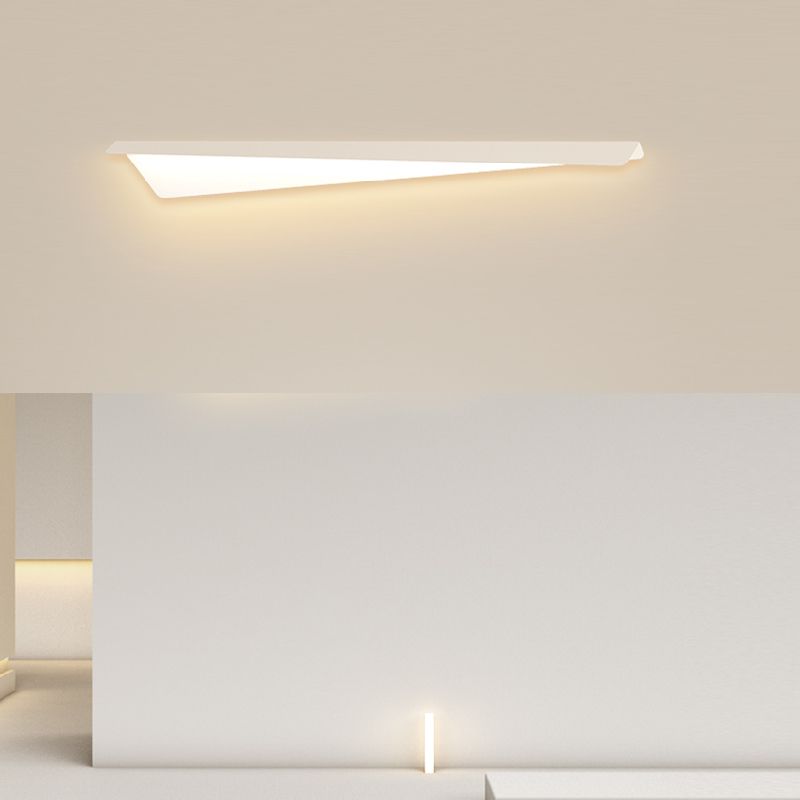 Geometric Wall Lighting Modern Metal 1 Light Wall Sconce in White