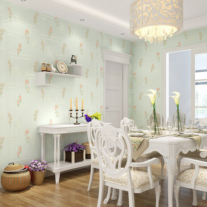 Non-Woven Fabric Wall Covering Blooming Flower Textured Wallpaper Roll in Soft Color