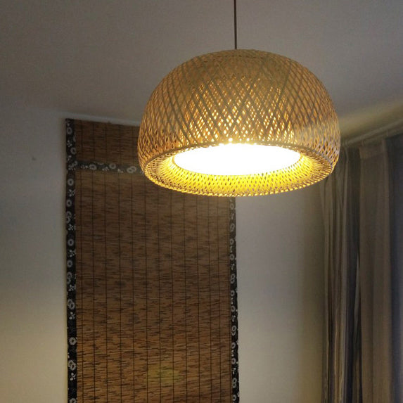 Handgewebte hängende leichte Landschaft Rattan 7 "/7,5" W 1 Glühbirne Beige Anhängerlampe mit Kuppelschatten für Esszimmer