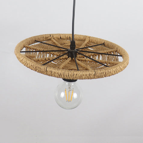 Lampada a sospensione a forma di rattan Stile modernismo 1 testa illuminazione sospesa beige con lampadina aperta