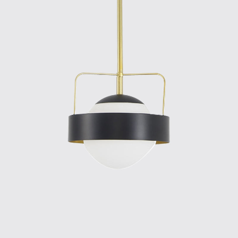 Luz de colgante global de estilo moderno vidrio esmerilado y metal 1 lámpara colgante de acabado negro claro