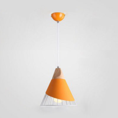 Escalera de dormitorio cónico Lámpara colgante nórdica de metal ligero en azul/verde/amarillo con alambre de hierro