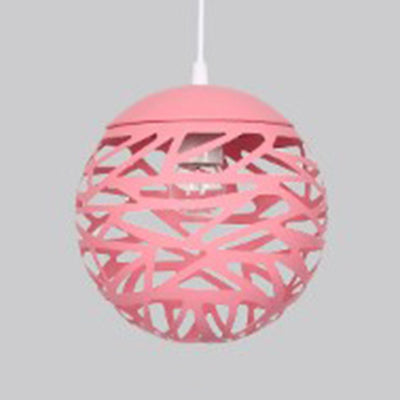 Bedroom para niños Lámpara colgante de orbe hueco 1 cabeza de color caramelo moderno color colgante