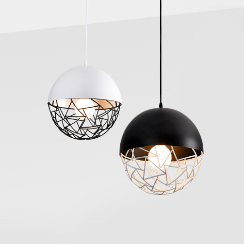 Diseño hueco Metal Sphere Pendse Light Fixture 1 Bulbo Contemporánea Luz suspendida en negro/negro