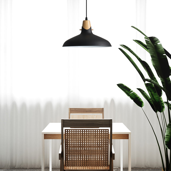 Acabado de madera contemporánea Luz de lámpara colgante de lámpara de tono de metal simple iluminación sobre mesa de comedor