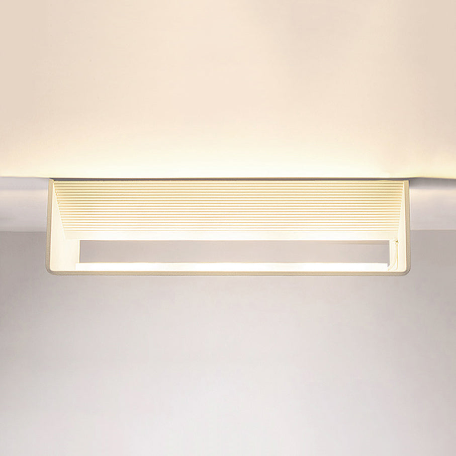 Modernistische rechthoekige metalen wand gemonteerd lamp 8 "/12" brede LED op en neer verlichting in goud/zwart/wit, wit/warme verlichting