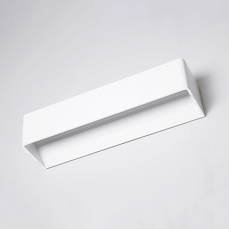 Modernistische rechthoekige metalen wand gemonteerd lamp 8 "/12" brede LED op en neer verlichting in goud/zwart/wit, wit/warme verlichting