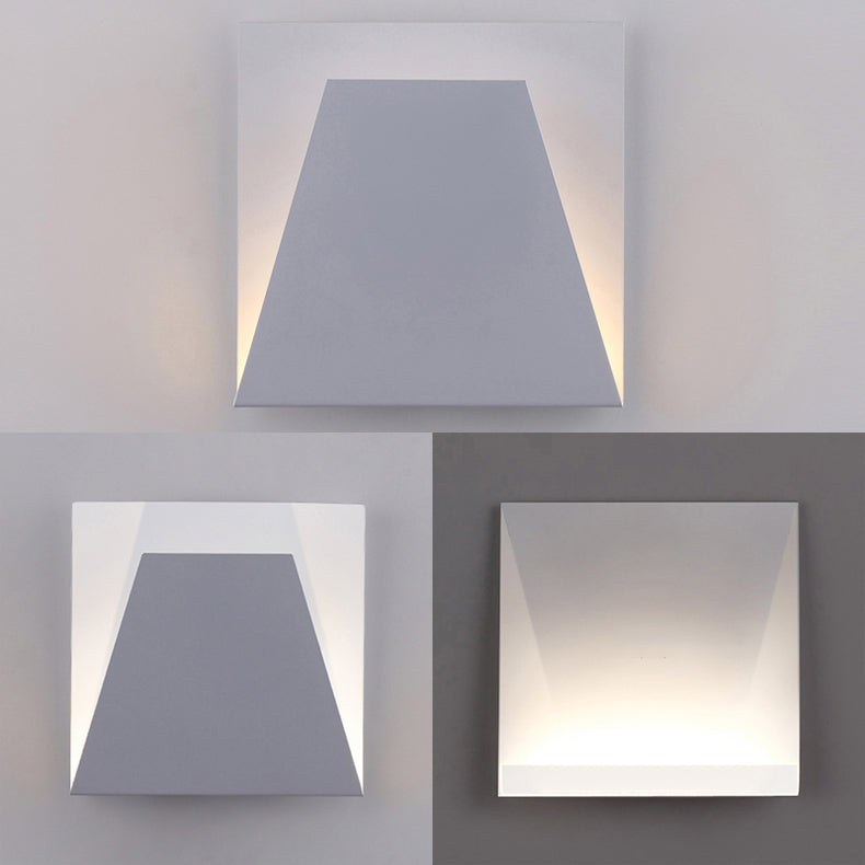 Geometric Metal Wall Lamp Simplistic Style LED White Wall Light Sconce in Warm/White Lighting for Bedroom