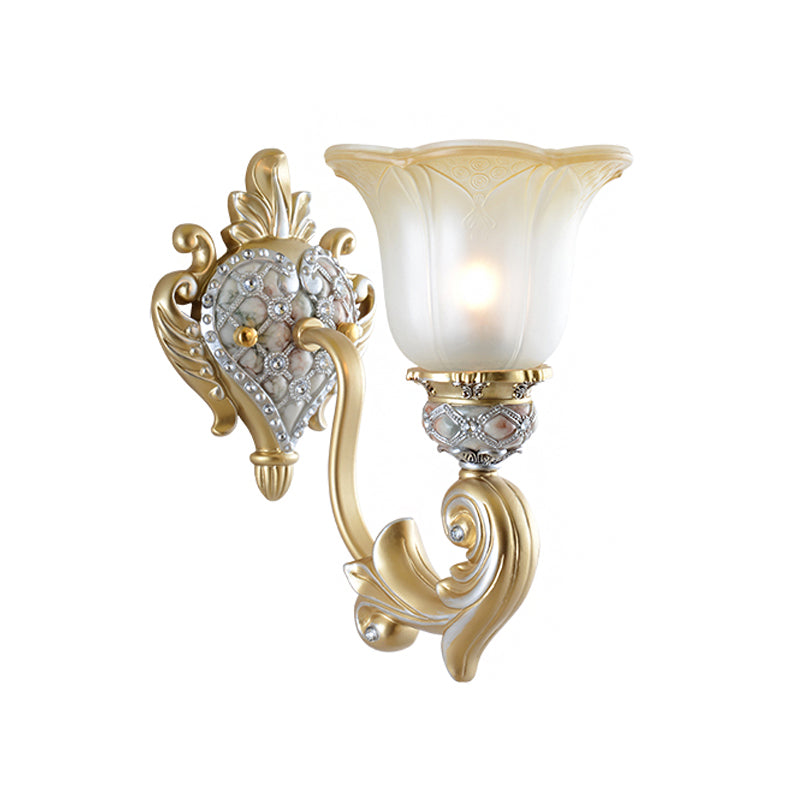 Opal Glass Glass Gold Sconce Bell 1/2-Bulb Tradizionale Montaggio a parete Luce per soggiorno