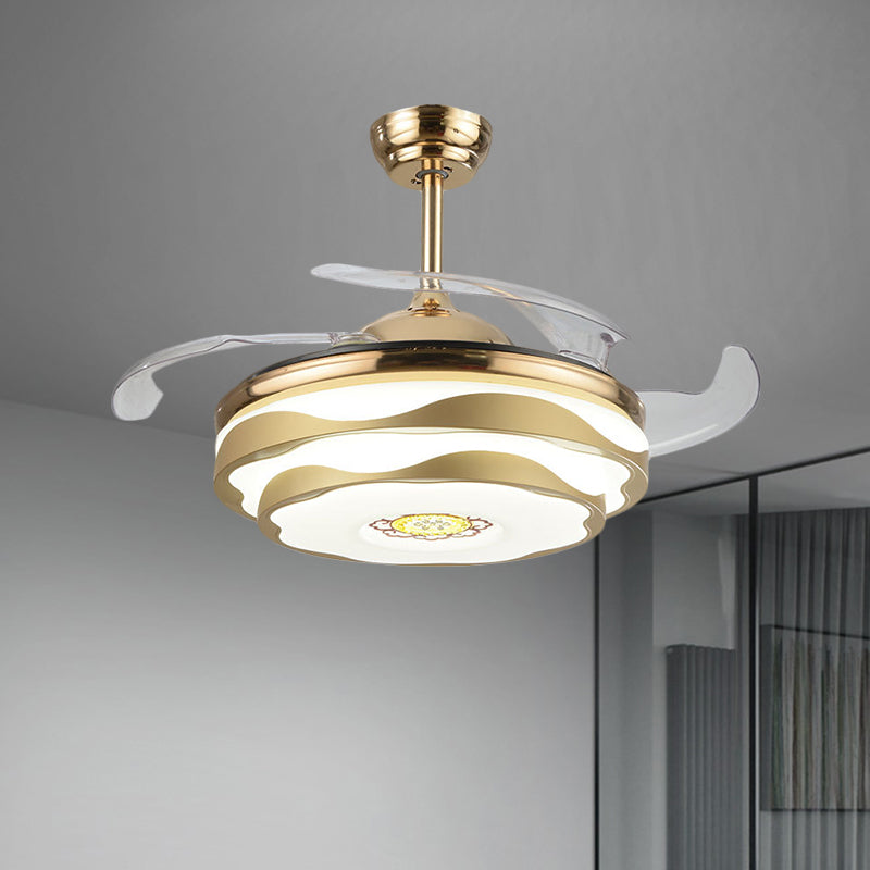 Nordic 2 Stufen florale Halbflush-Acryl-Schlafzimmer 4-Blatt-LED-Deckenlüfterbeleuchtung in Gold, 42 "W.