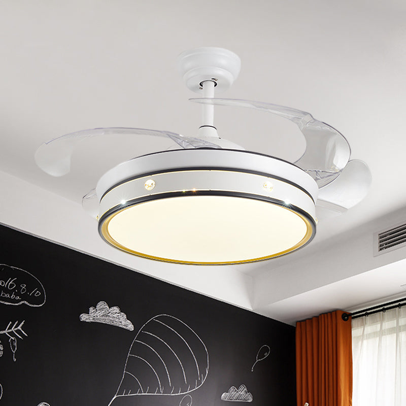 Acryl-trommelvormig plafondventilator licht Minimalisme Wit met 4-blade LED Semi Flush Mount Lighting, 42 "breed