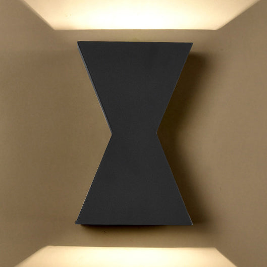 Black/White Hourglass Shade Wall Washer Light Contemporary Led Metal Wall Lamp in White/Warm Lighting