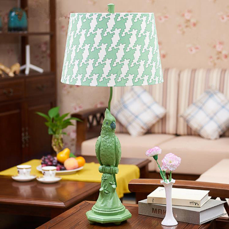 Modernisme LED-bureaulamp met stoffen kap Groen/witte kegel Kleine bureaulamp met vogelvoet