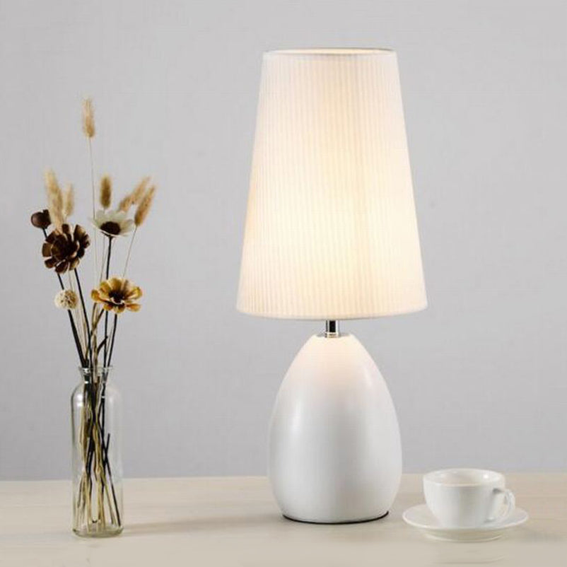 Kegel leesboek licht modernisme stof 1-lichts bureaulamp in wit/zwart voor slaapkamer