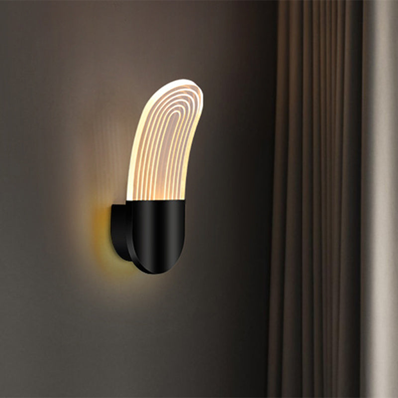 ACRYLIC CURVE OVAL SCONCE LEIL