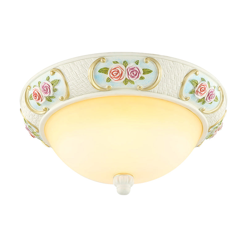 White Dome Ceiling Flush Light Rustikales Opal Glas 15 "/19" W 3-Birne Esszimmer Flushmount mit Geprägter Rose Decor