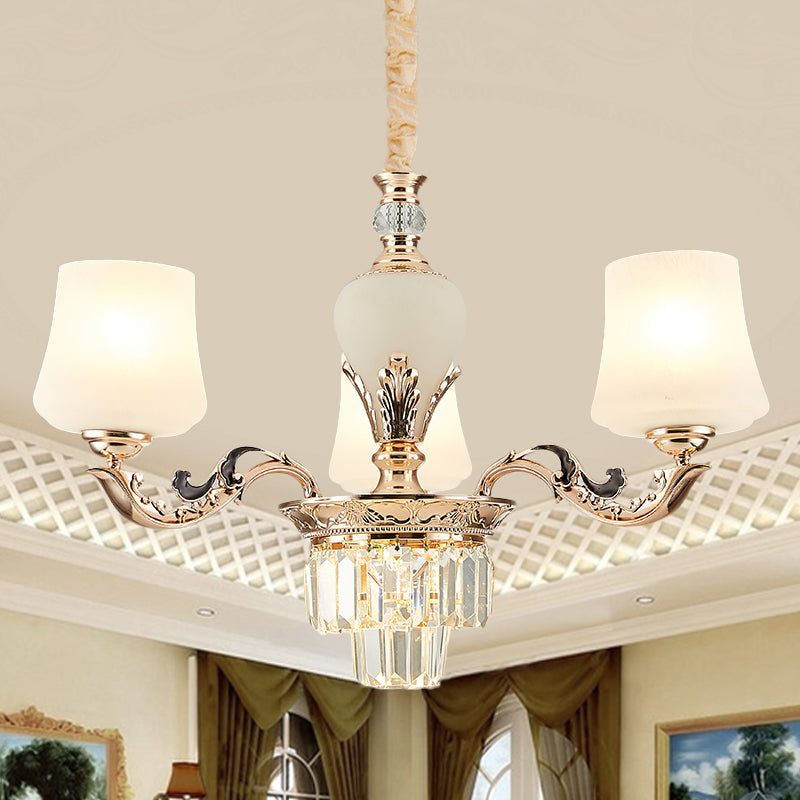 3/6 têtes légère de plafond avec nuance effilée en verre blanc lampe à lustre de chambre à coucher traditionnelle en or