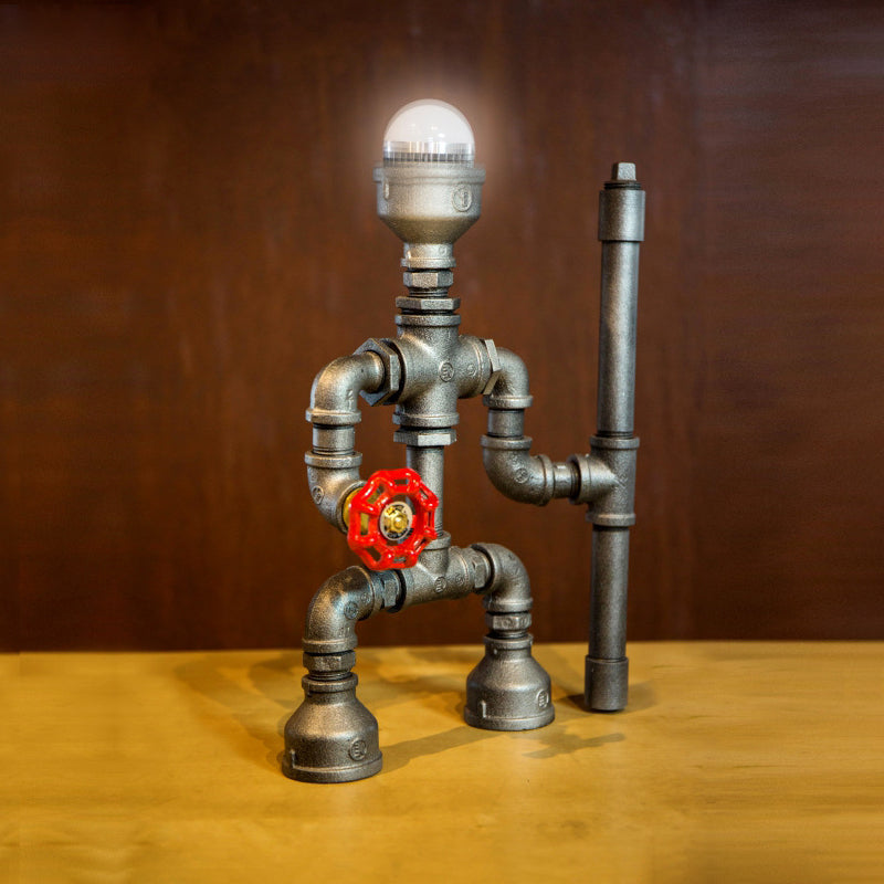 Schmiezeisen -Robotertisch Lampe Industriestil 1 Glühbirnen -Restaurant Tischbeleuchtung mit Rohrdesign in Silber