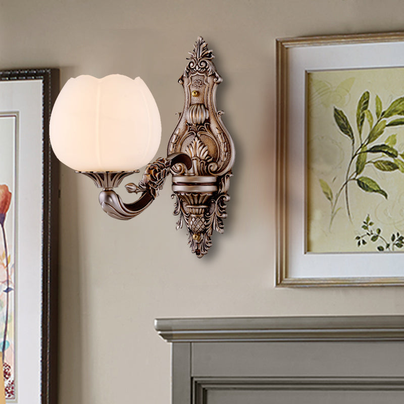 Iluminación de pared de floración de vidrio esmerilado Vintage de 1/2 cabida de sala de estar, pluma de pared con brazo curvado en café